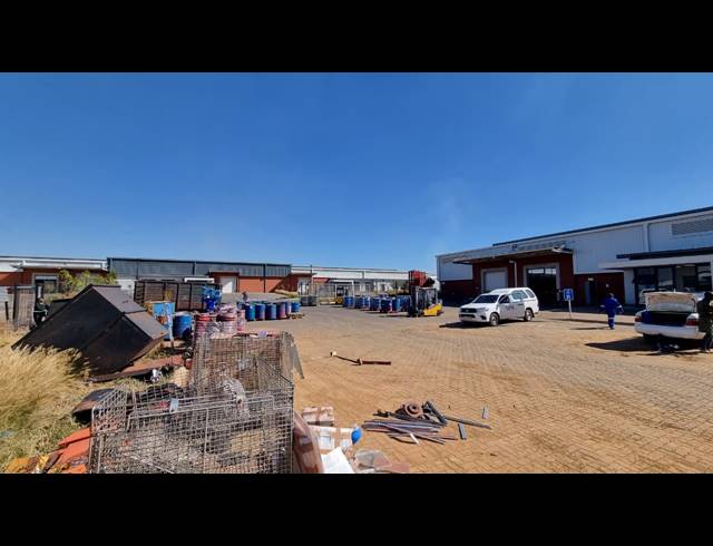 1,223M² WAREHOUSE TO LET IN GLEN MARAIS